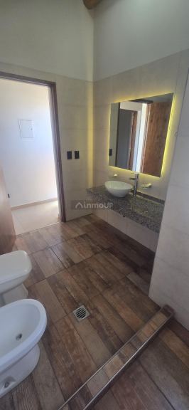 Casa en Alquiler en Maipu, Mendoza