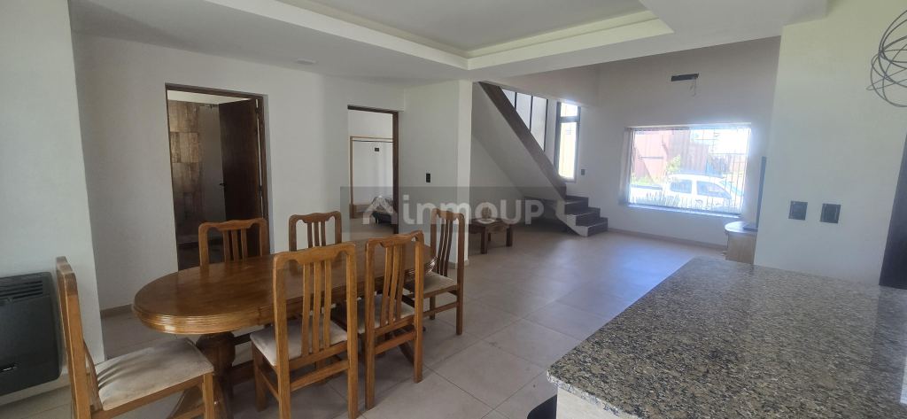 Casa en Alquiler en Maipu, Mendoza