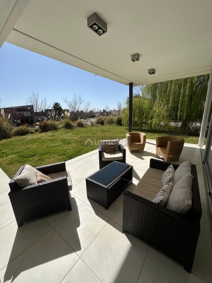 Casa en Venta en Maipu, Mendoza