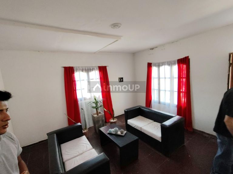 Casa en Venta en Santa Rosa, Mendoza