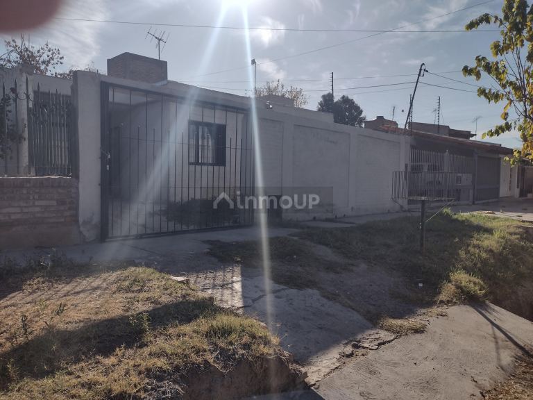 Casa en Alquiler en Lujan de Cuyo, Mendoza