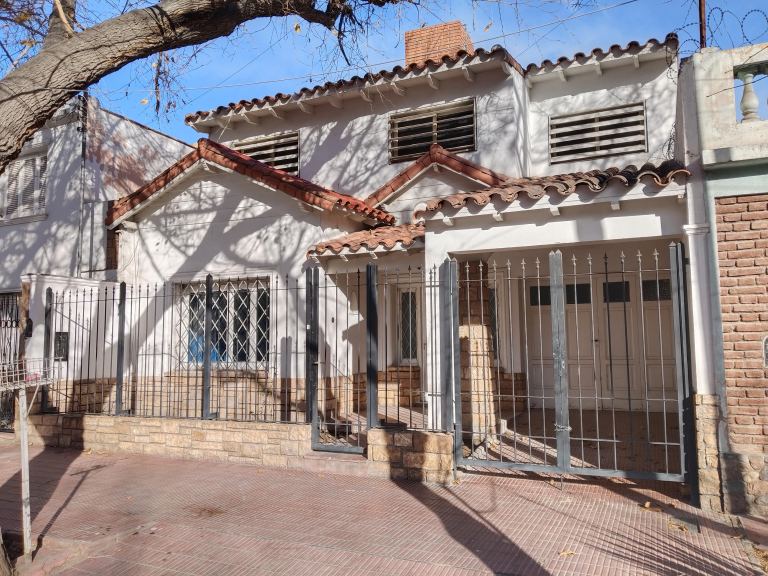 Casa en Alquiler en Capital, Mendoza