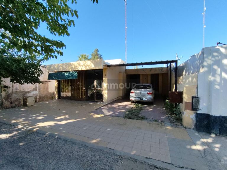 Casa en Venta en Santa Rosa, Mendoza