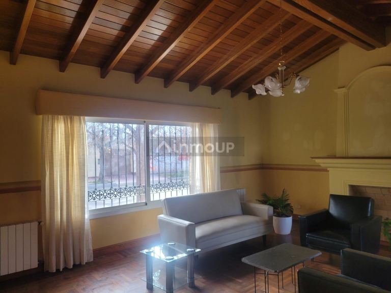 Casa en Alquiler en Lujan de Cuyo, Mendoza
