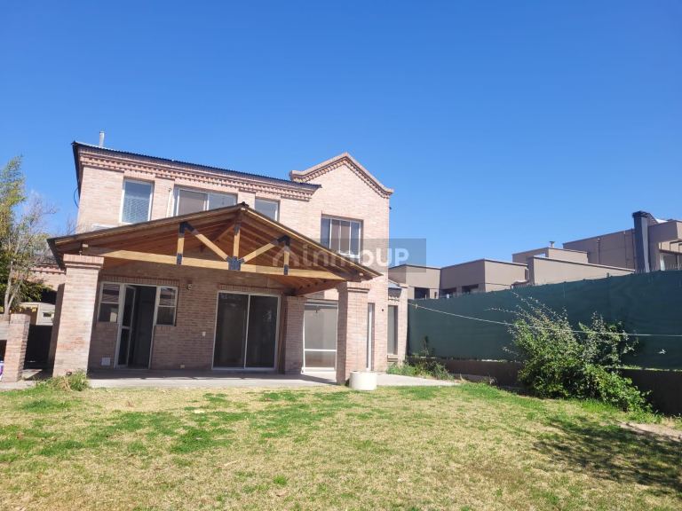 Casa en Alquiler en Godoy Cruz, Mendoza