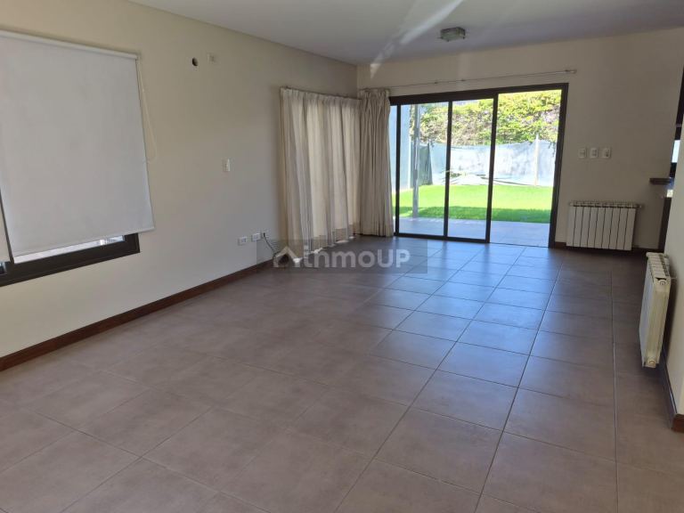 Casa en Alquiler en Maipu, Mendoza