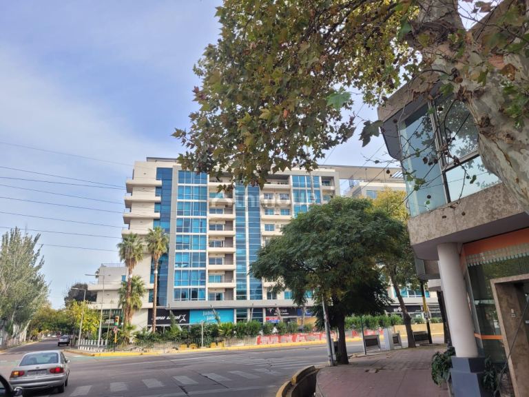 Departamento en Alquiler en Capital, Mendoza