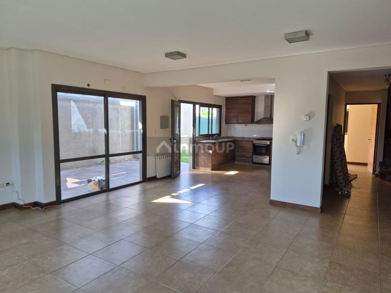 Casa en Alquiler en Maipu, Mendoza