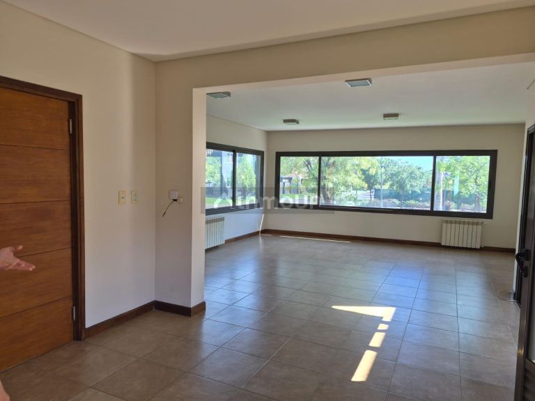 Casa en Alquiler en Maipu, Mendoza