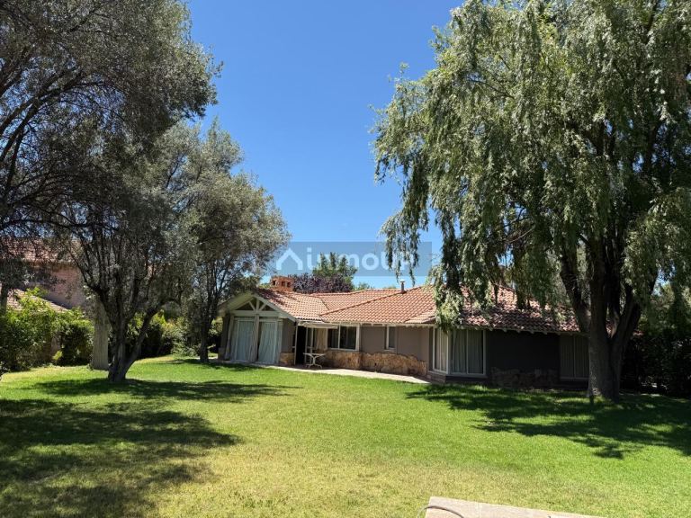 Casa en Alquiler en Lujan de Cuyo, Mendoza
