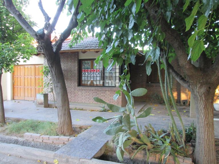Casa en Alquiler en Las Heras, Mendoza