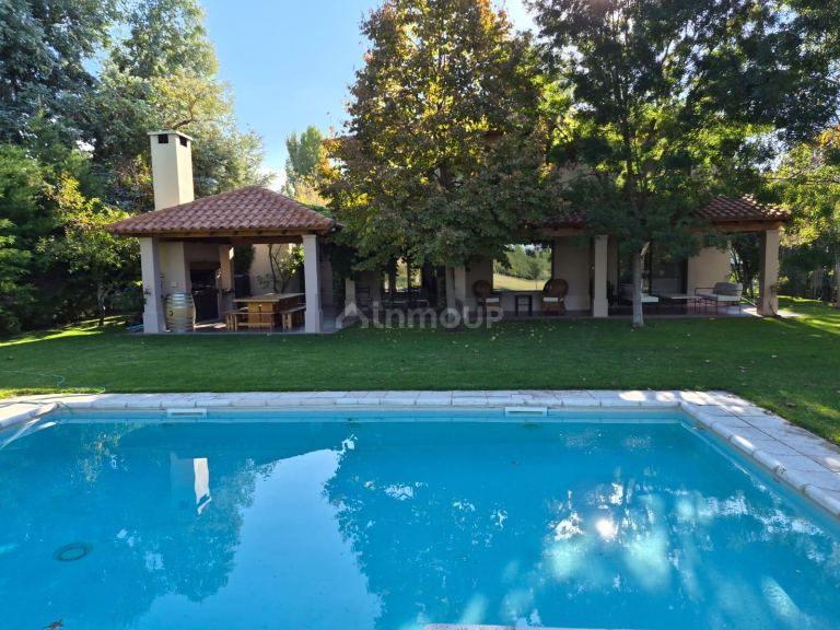 Casa en Alquiler en Lujan de Cuyo, Mendoza