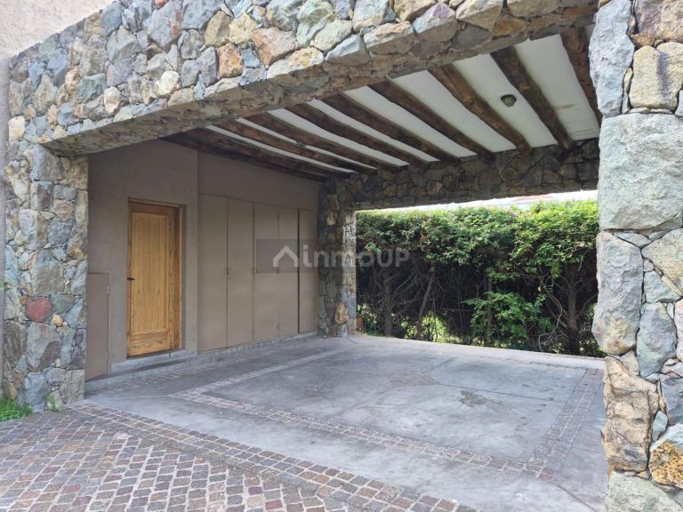 Casa en Alquiler en Lujan de Cuyo, Mendoza