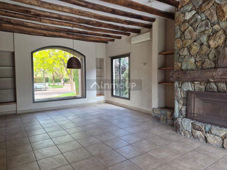 Casa en Alquiler en Lujan de Cuyo, Mendoza