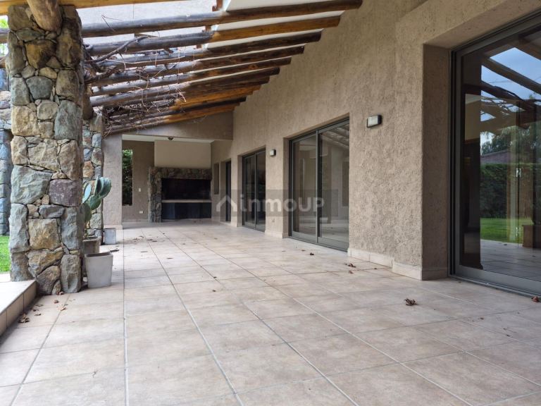 Casa en Alquiler en Lujan de Cuyo, Mendoza
