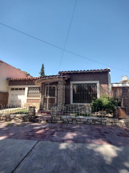 Casa en Venta en Guaymallen, Mendoza
