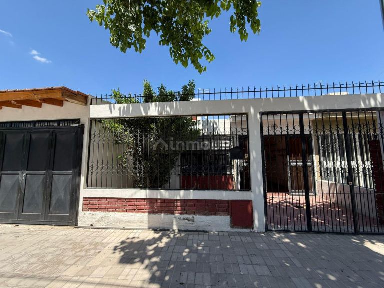 Casa en Alquiler en Las Heras, Mendoza