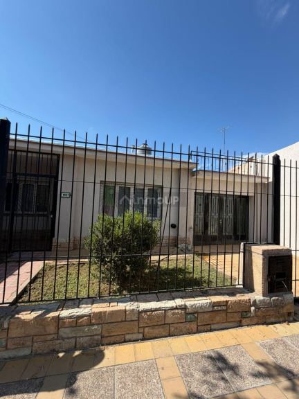 Casa en Alquiler en Godoy Cruz, Mendoza