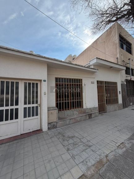 Casa en Alquiler en Las Heras, Mendoza