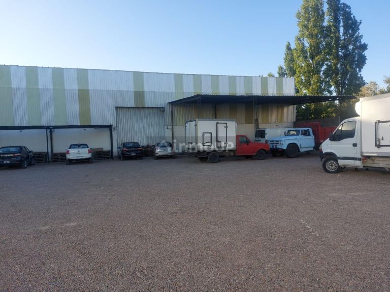 Galpon en Alquiler en Godoy Cruz, Mendoza