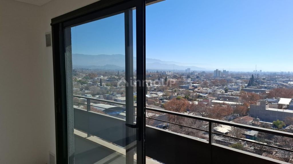 Departamento en Alquiler en Godoy Cruz, Mendoza