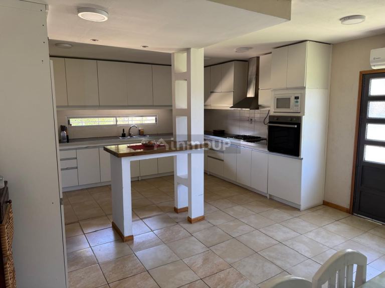 Casa Quinta en Venta en Guaymallen, Mendoza