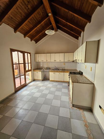 Casa en Alquiler en Capital, Mendoza