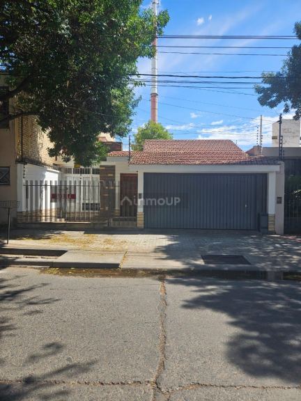 Casa en Alquiler en Capital, Mendoza
