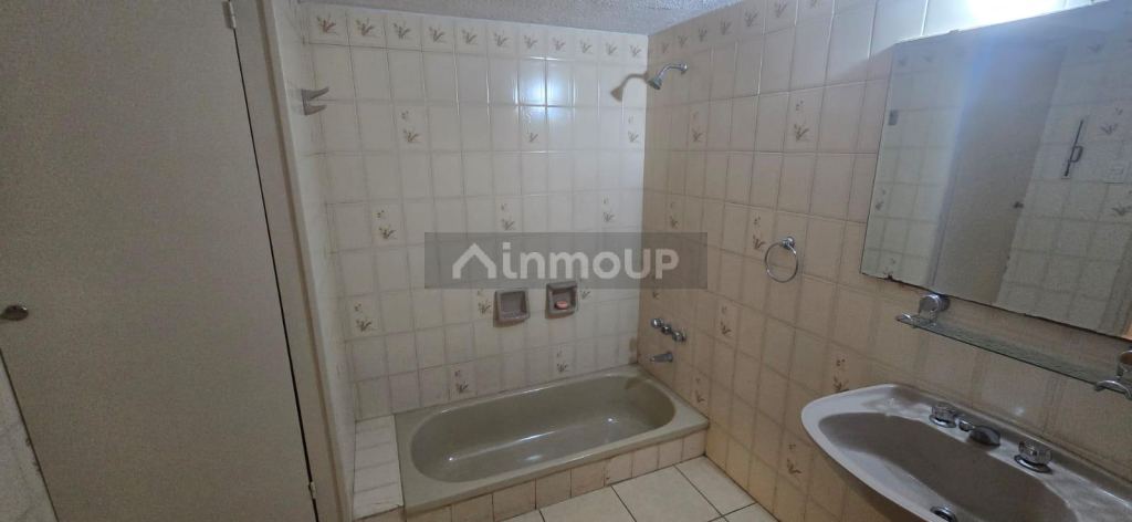 Casa en Alquiler en Capital, Mendoza - $ 1.000.000 | Inmoup - 10