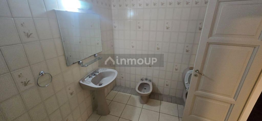 Casa en Alquiler en Capital, Mendoza - $ 1.000.000 | Inmoup - 11
