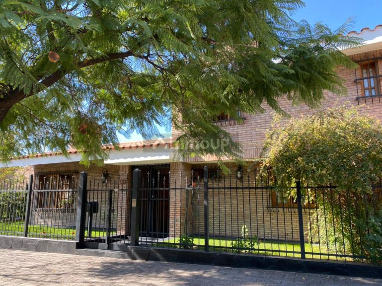 Casa en Venta en Guaymallen, Mendoza