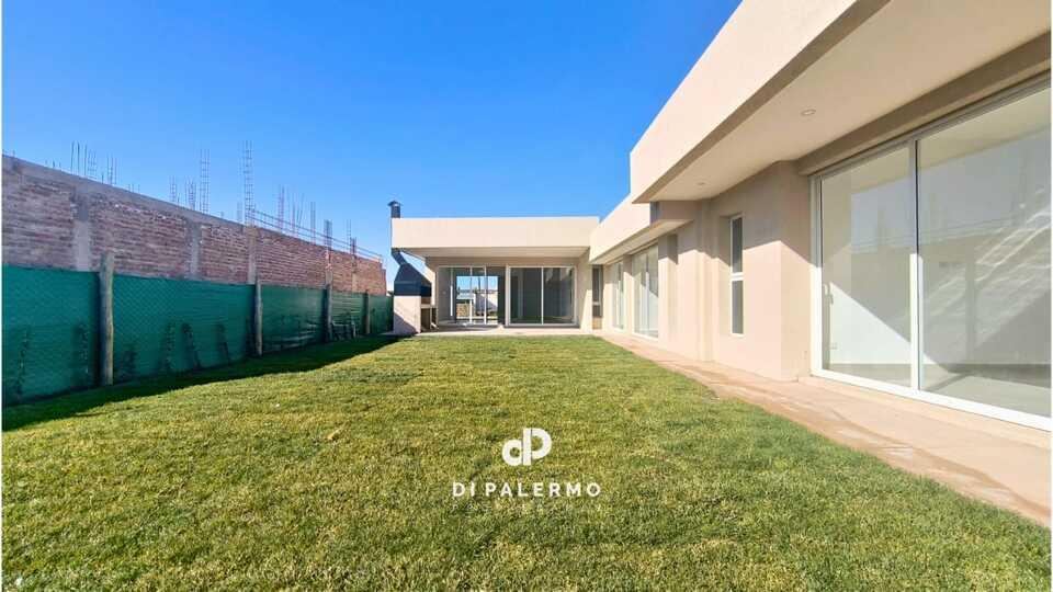 Casa en Alquiler en Maipu, Mendoza