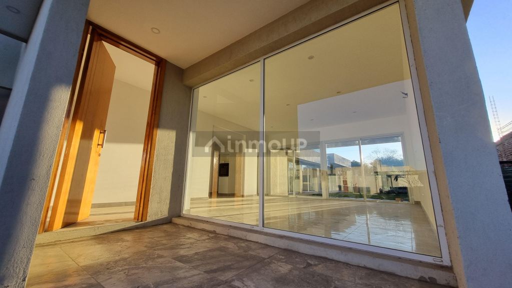 Casa en Alquiler en Maipu, Mendoza