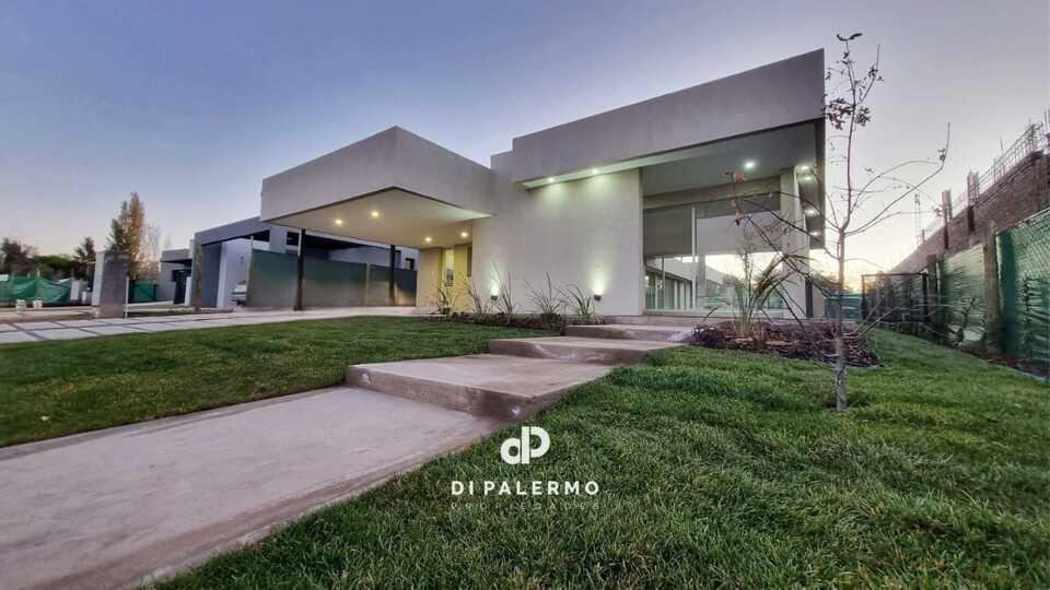 Casa en Alquiler en Maipu, Mendoza