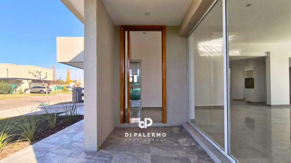 Casa en Alquiler en Maipu, Mendoza