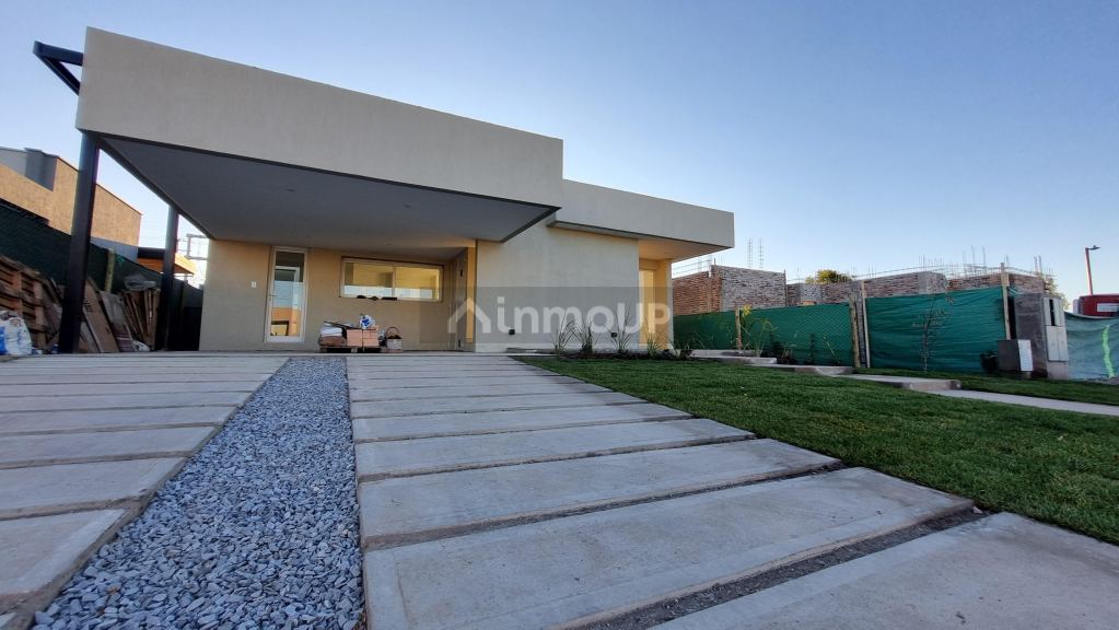 Casa en Alquiler en Maipu, Mendoza