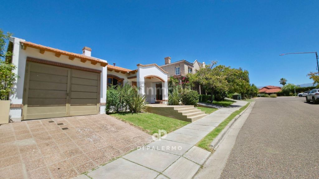 Casa en Venta en Godoy Cruz, Mendoza