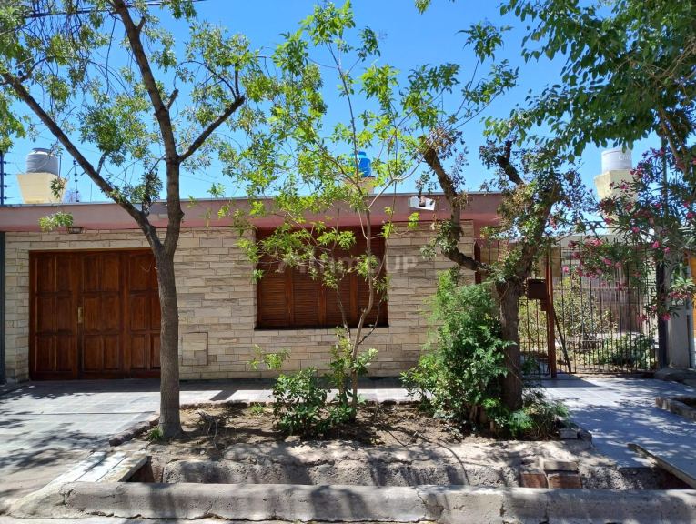 Casa en Venta en Las Heras, Mendoza