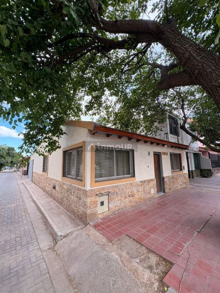 Casa en Venta en Capital, Mendoza