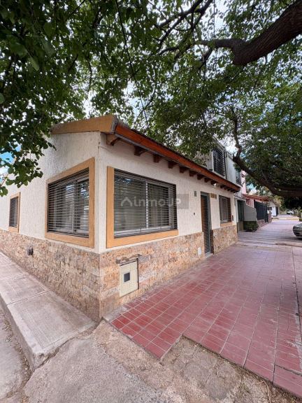 Casa en Venta en Capital, Mendoza