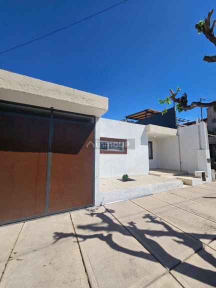 Casa en Alquiler en Maipu, Mendoza