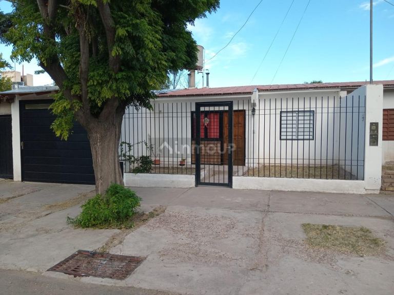 Casa en Alquiler en Maipu, Mendoza