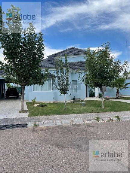 Casa en Venta en Maipu, Mendoza