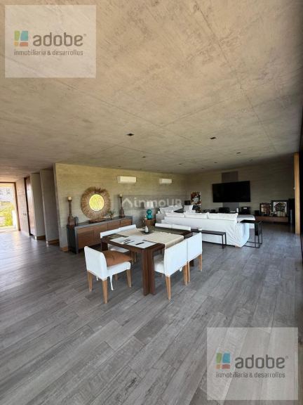 Casa en Venta en Maipu, Mendoza