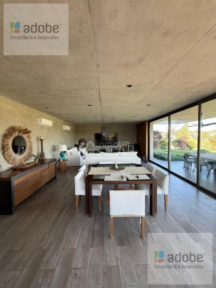 Casa en Venta en Maipu, Mendoza