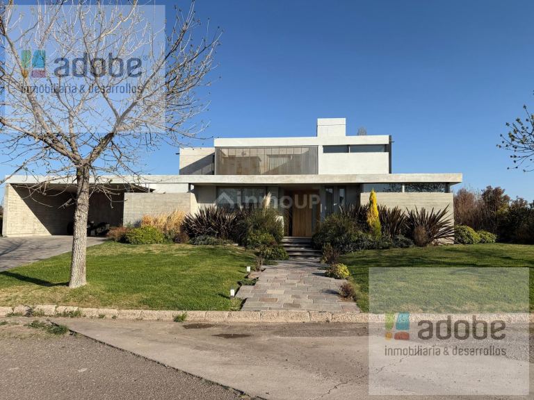 Casa en Venta en Maipu, Mendoza