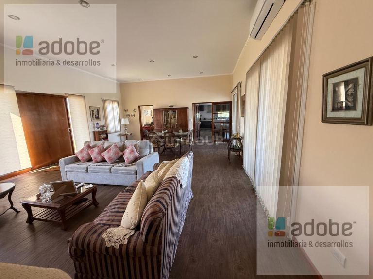 Casa en Venta en Maipu, Mendoza - USD 355.000 | Inmoup - 8