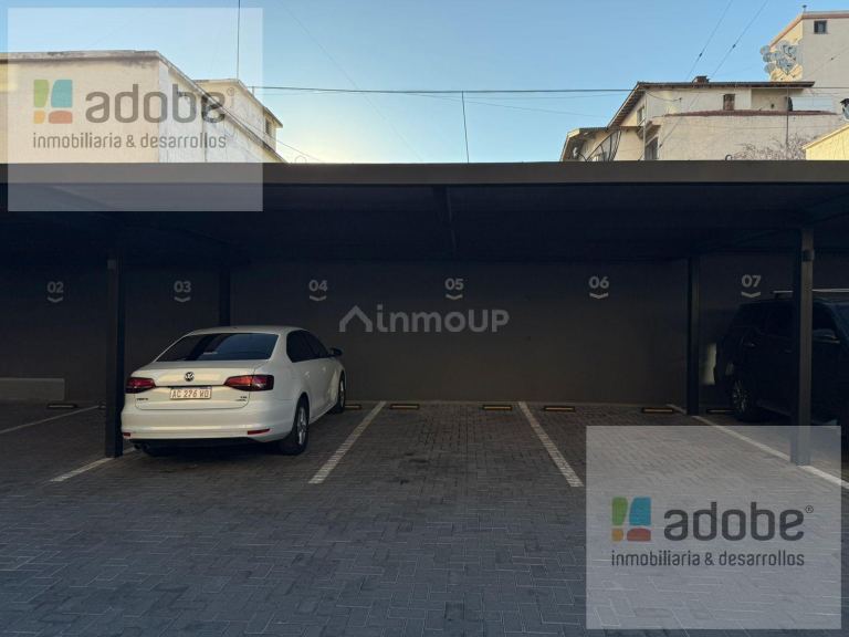 Cochera en Venta en Capital, Mendoza