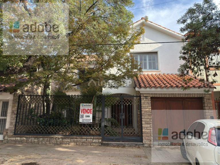 Casa en Venta en Capital, Mendoza