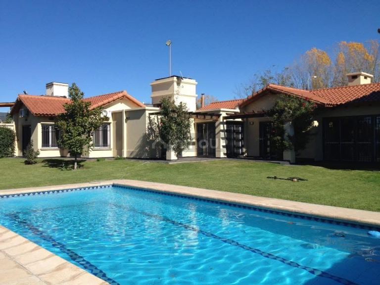 Casa en Alquiler en Lujan de Cuyo, Mendoza